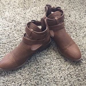 Forever 21 Brown booties